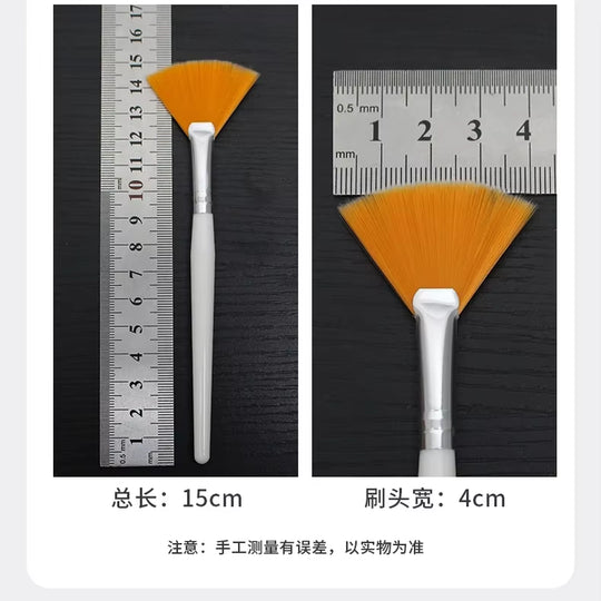 3Pcs Practical Facial Brushes Fan Makeup Brushes Soft Portable Mask Brushes Cosmetic Tools for Women Ladies Girls
