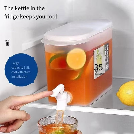 3.5L Large Capacity Cold Water Pitcher Cold Kettle with Faucet in Refrigerator Iced Beverage Dispenser Refrigerator and Spigot
